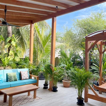 Villa Laguna Maldives Фулхадху Экстерьер фото
